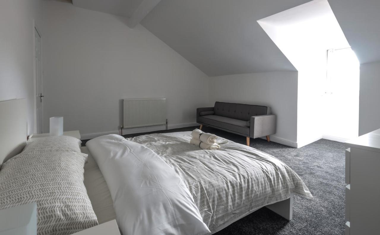 Spacious 4 Bed House In Birmingham, Suitable For Contractors Zewnętrze zdjęcie
